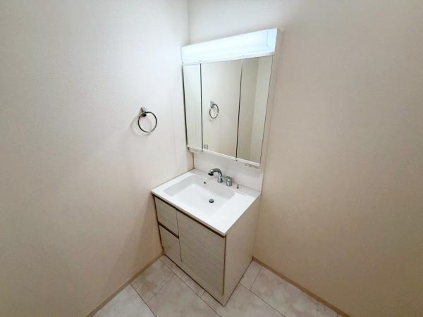 大阪市生野区田島2丁目　新築戸建 内観写真（洗面台・洗面所）
