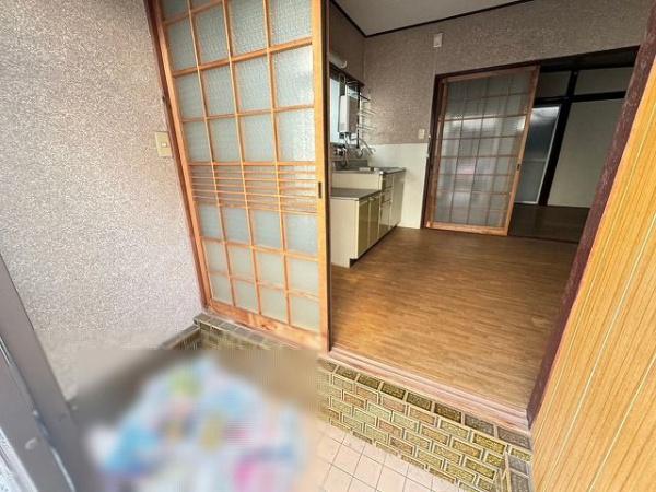 松原市阿保3丁目　中古戸建 現地写真（玄関）
