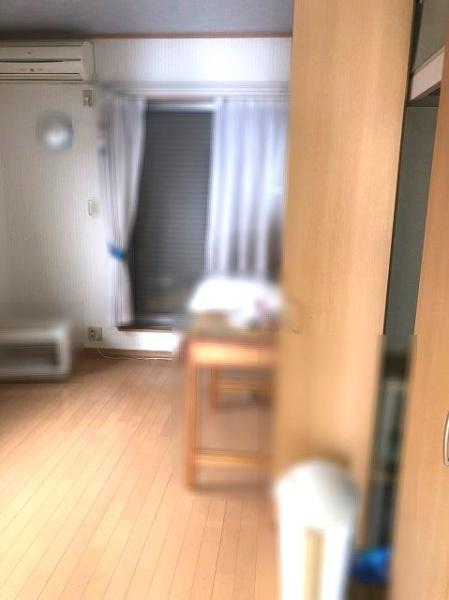 堺市西区山田1丁　中古戸建 内観写真（リビング以外の居室）