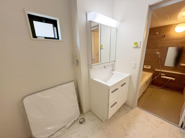 大阪府大阪市平野区平野東３丁目 内観写真（洗面台・洗面所）