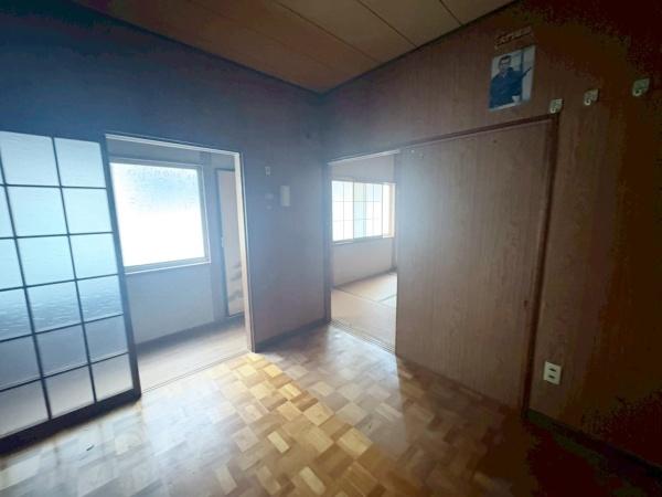 大阪市東住吉区照ケ丘矢田1丁目　中古戸建 内観写真（リビング以外の居室）