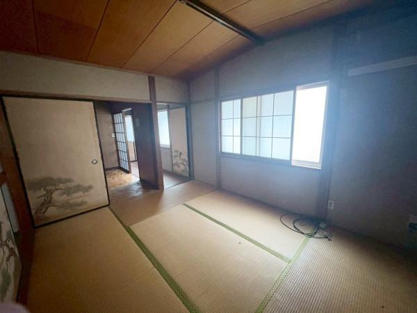 大阪市東住吉区照ケ丘矢田1丁目　中古戸建 内観写真（リビング以外の居室）