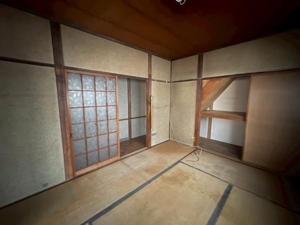 大阪市東住吉区照ケ丘矢田1丁目　中古戸建 内観写真（リビング以外の居室）