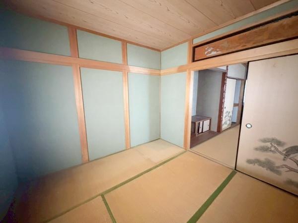大阪市東住吉区照ケ丘矢田1丁目　中古戸建 内観写真（リビング以外の居室）