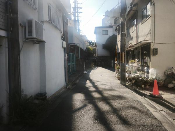 京都市東山区一橋野本町　中古戸建 現地写真（前面道路含む現地写真）