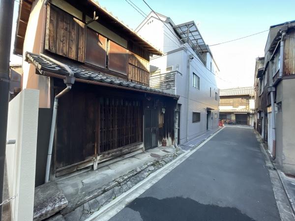 京都市中京区西ノ京池ノ内町　中古戸建 現地写真（前面道路含む現地写真）