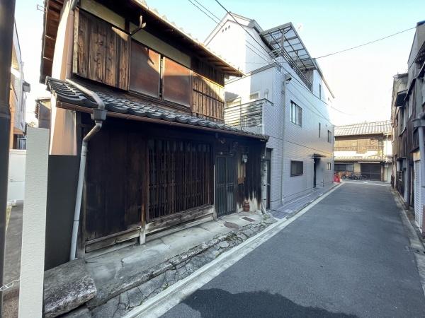 京都市中京区西ノ京池ノ内町　中古戸建 現地写真（前面道路含む現地写真）
