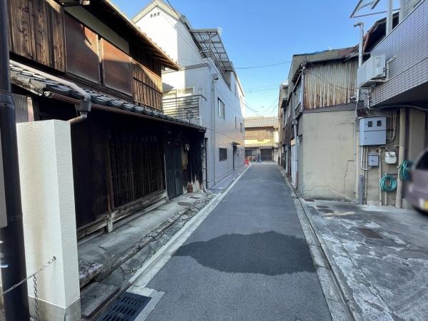 京都市中京区西ノ京池ノ内町　中古戸建 現地写真（前面道路含む現地写真）