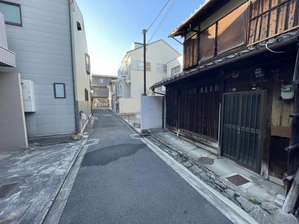 京都市中京区西ノ京池ノ内町　中古戸建 現地写真（前面道路含む現地写真）