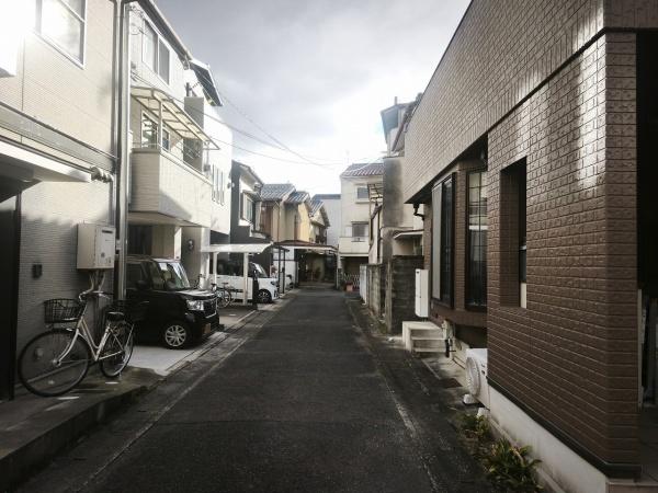 京都市右京区太秦森ケ東町　中古戸建 現地写真（前面道路含む現地写真）