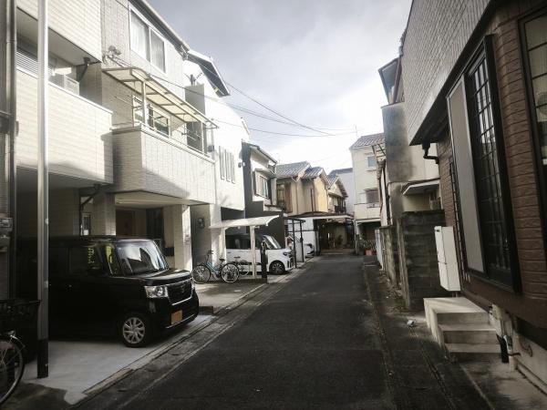 京都市右京区太秦森ケ東町　中古戸建 現地写真（前面道路含む現地写真）
