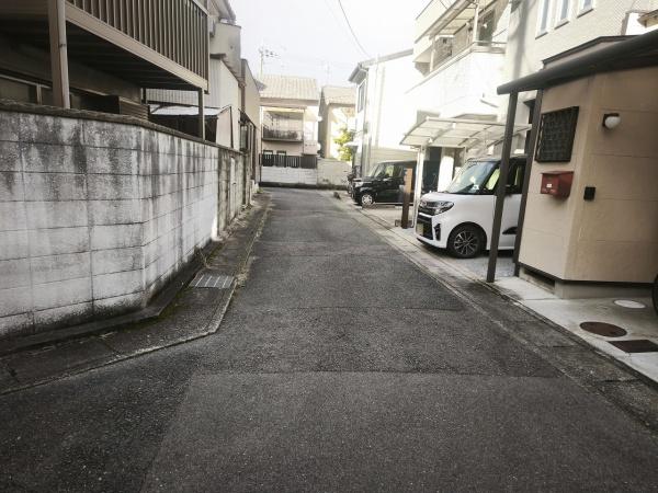 京都市右京区太秦森ケ東町　中古戸建 現地写真（前面道路含む現地写真）