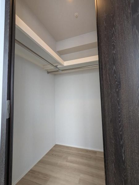 クレヴィア京都御所西 内観写真（収納）