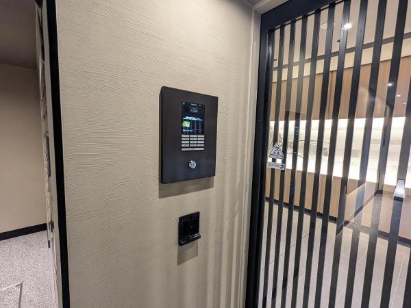 クレヴィア京都御所西 共用部写真（エントランス）