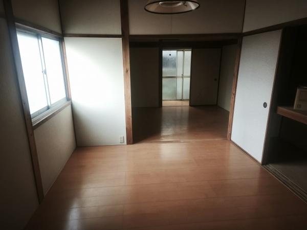 京都市右京区嵯峨野南浦町　中古テラスハウス 内観写真（リビング以外の居室）