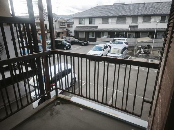 京都市右京区嵯峨野南浦町　中古テラスハウス 現地写真（バルコニー）