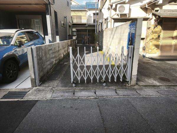 京都市右京区嵯峨野南浦町　中古テラスハウス 現地写真（前面道路含む現地写真）