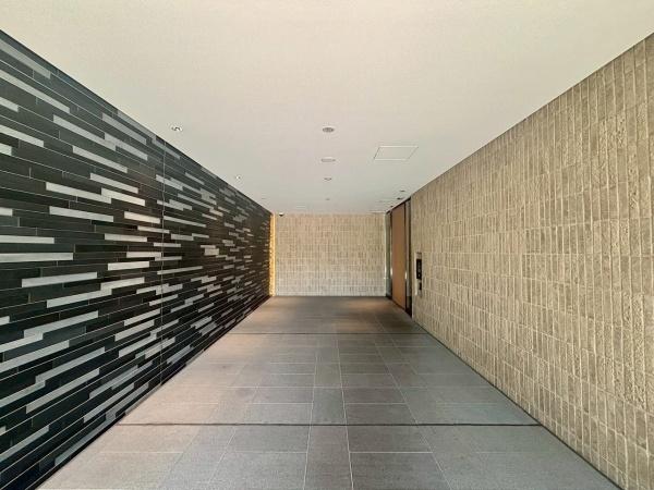ブランズ天王寺国分町 共用部写真（エントランス）