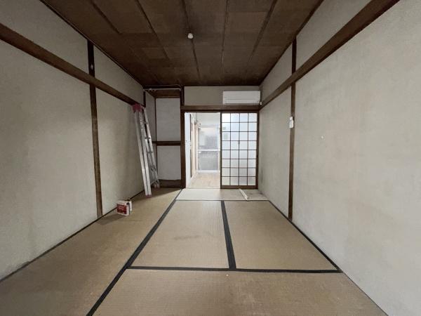 大阪市港区市岡4丁目　中古テラスハウス 内観写真（リビング以外の居室）