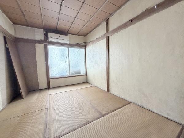 大阪市港区市岡4丁目　中古テラスハウス 内観写真（リビング以外の居室）