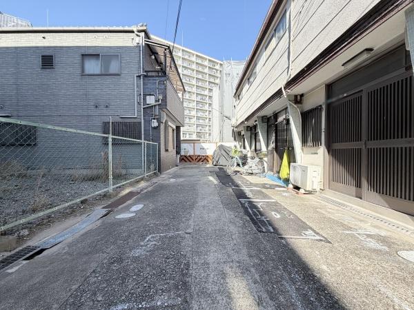 大阪市港区市岡4丁目　中古テラスハウス 現地写真（前面道路含む現地写真）