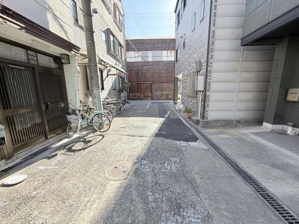 大阪市港区市岡4丁目　中古テラスハウス 現地写真（前面道路含む現地写真）