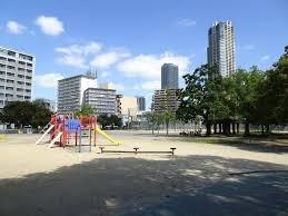 大阪市港区市岡4丁目　中古テラスハウス 公園
