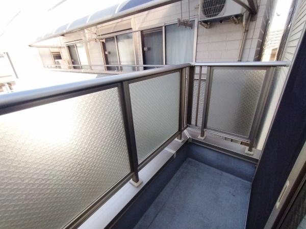 大阪市東淀川区豊里4丁目　中古戸建 現地写真（バルコニー）