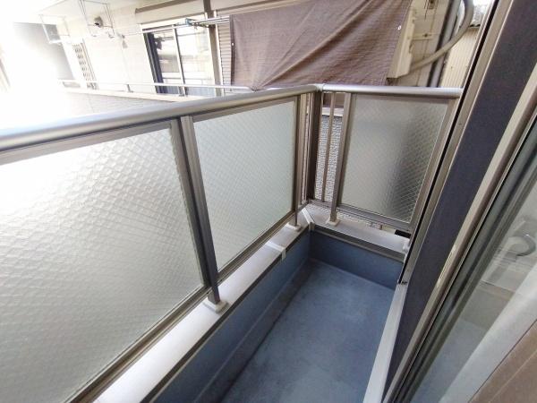 大阪市東淀川区豊里4丁目　中古戸建 現地写真（バルコニー）