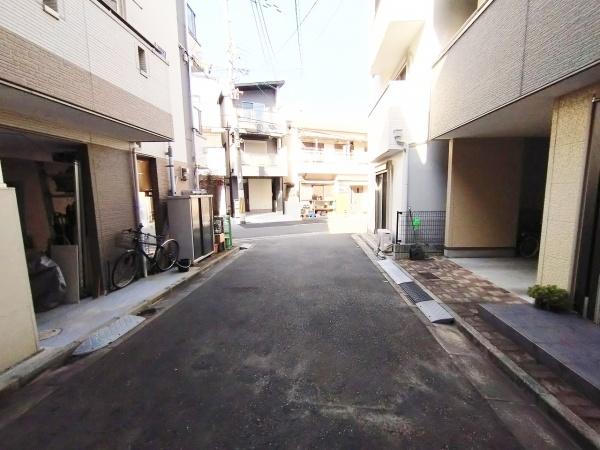 大阪市東淀川区豊里4丁目　中古戸建 現地写真（前面道路含む現地写真）