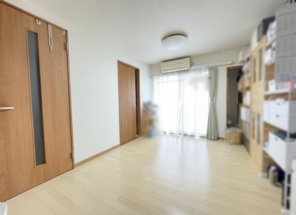 西陣グランドハイツ 内観写真（リビング）