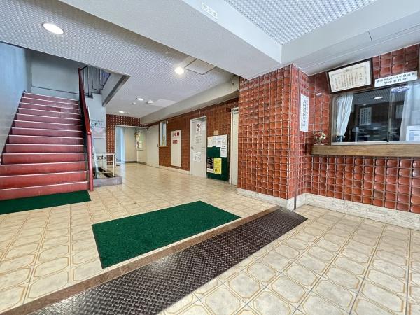 西陣グランドハイツ 共用部写真（エントランス）