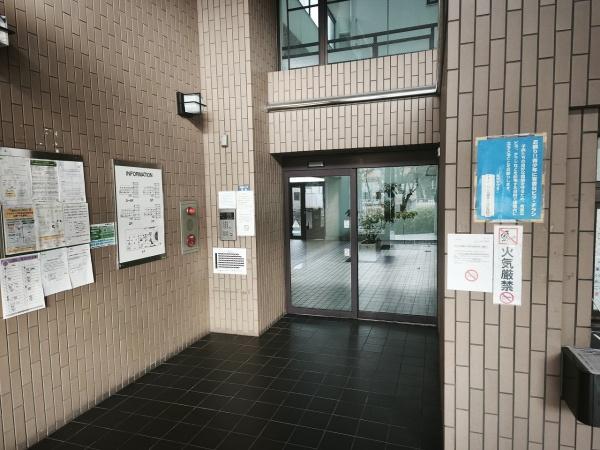 デトム・ワン京都外大南 共用部写真（エントランス）