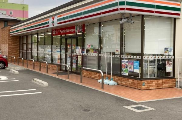 堺市堺区今池町5丁　中古戸建 コンビニ
