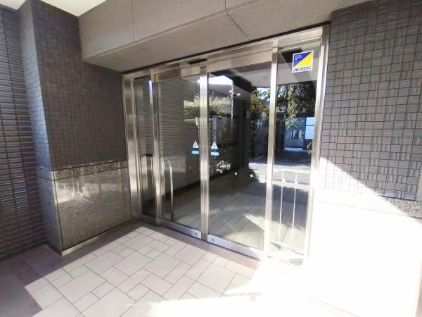 マイシティおおさか3番館 共用部写真（エントランス）