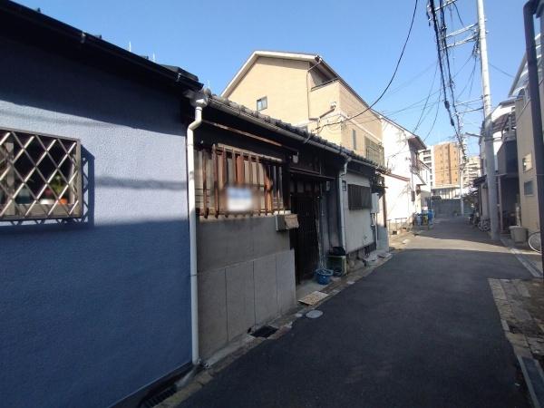 大阪市福島区海老江3丁目　連棟住宅 現地写真（前面道路含む現地写真）