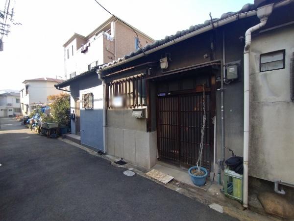 大阪市福島区海老江3丁目　連棟住宅 現地写真（前面道路含む現地写真）