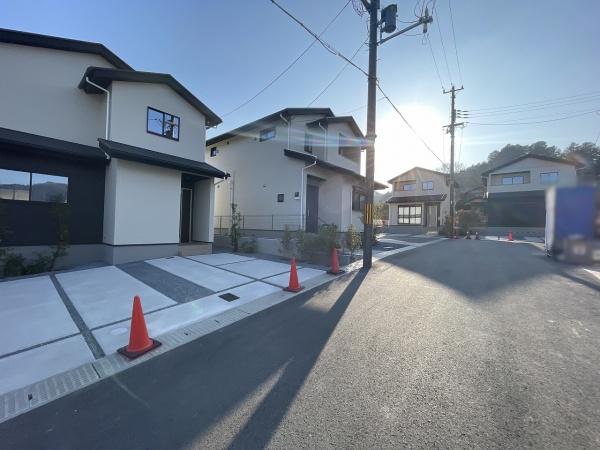 京都市北区上賀茂本山　8号地　新築戸建て 現地写真（前面道路含む現地写真）