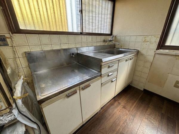 大阪市西成区鶴見橋2丁目　中古戸建 内観写真（キッチン）