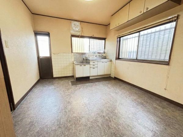 大阪市西成区鶴見橋2丁目　中古戸建 内観写真（リビング）