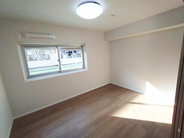 財形第3新大阪ハイツ 内観写真（リビング以外の居室）