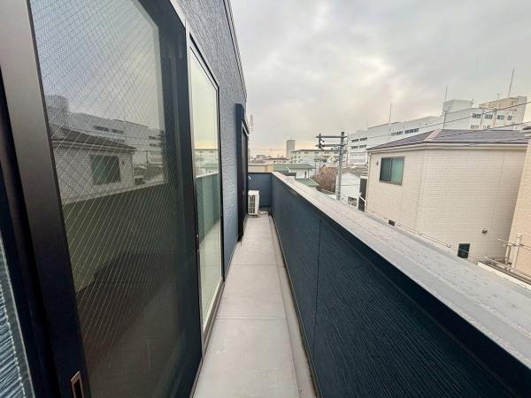 大阪市東住吉区今川2丁目　中古戸建 現地写真（バルコニー）