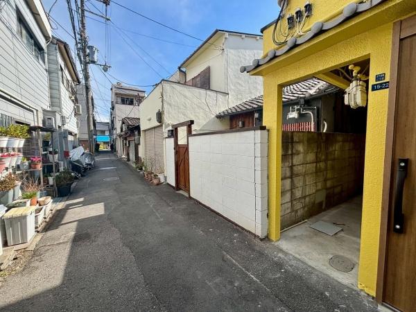 大阪市西成区天下茶屋2丁目　中古戸建 現地写真（前面道路含む現地写真）