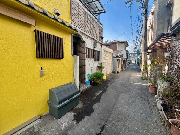 大阪市西成区天下茶屋2丁目　中古戸建 現地写真（前面道路含む現地写真）