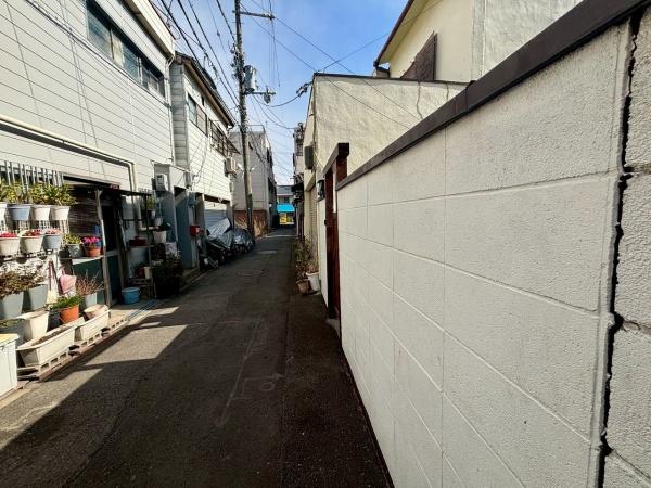 大阪市西成区天下茶屋2丁目　中古戸建 現地写真（前面道路含む現地写真）