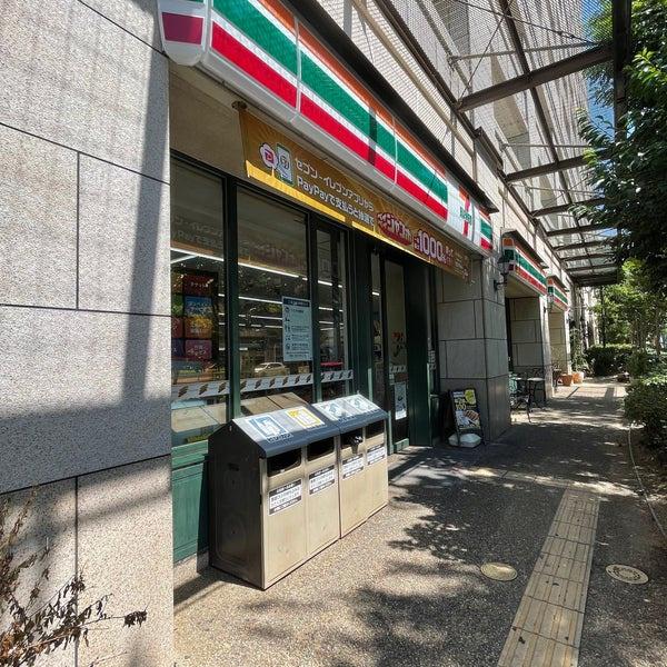 リバーガーデンコスモスクエア コンビニ