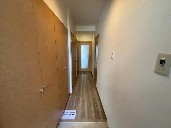 グランドシーズ住之江 現地写真（玄関）