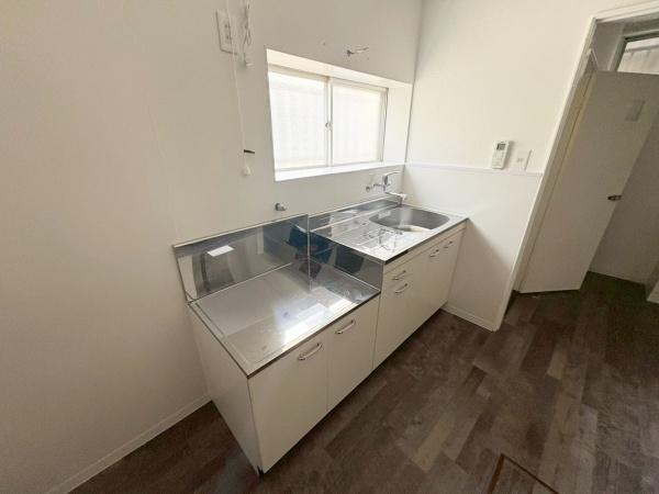 大阪市住之江区西住之江3丁目　中古戸建 内観写真（キッチン）