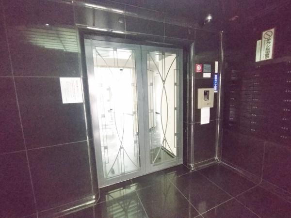 朝日プラザアルティマタワーズ 共用部写真（エントランス）