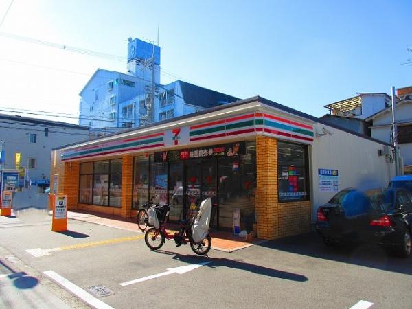 エルシア東加賀屋 コンビニ